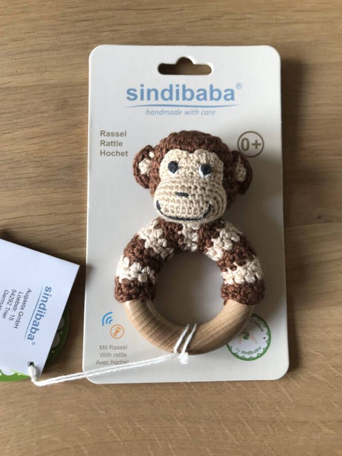 Sindibaba gehaakte rammelaar aap +0 maanden