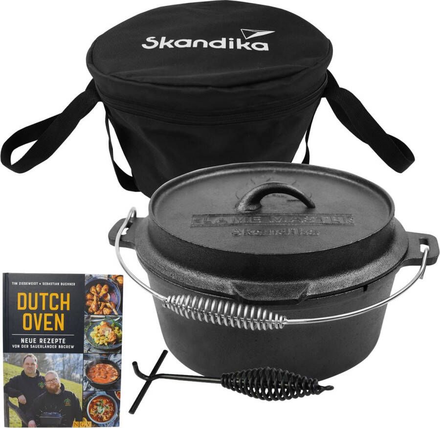 Skandika Dutch Oven Flame Master 5 1 L zonder pootjes – Dutch Oven Gietijzeren pan om in te koken incl. receptenboek van de Sauerland BBCrew reeds ingebrand met voetjes deksel lifter en draagtas Dutch Oven voor barbecueën kamperen zwart