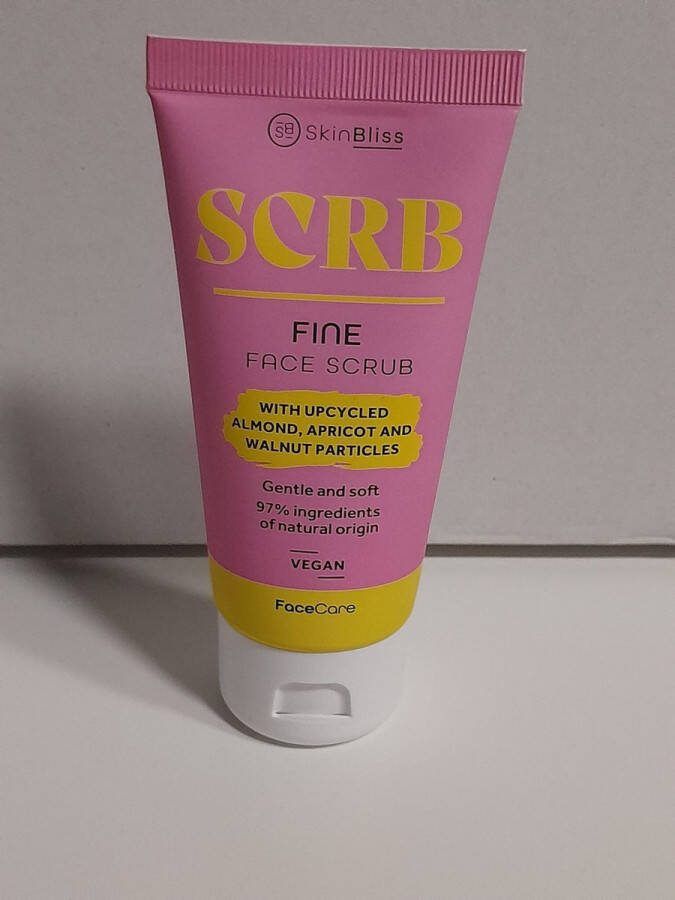 Skin Bliss gezichtsscrub tube Fine 75 ml