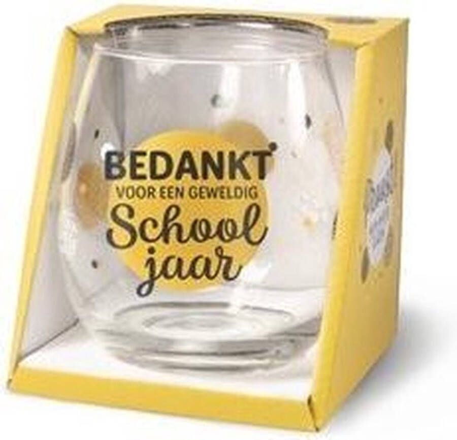 Snoepkado.com Einde schooljaar Wijnglas Waterglas Bedankt voor een geweldig schooljaar Voor juf en meester In cadeauverpakking met gekleurd lint