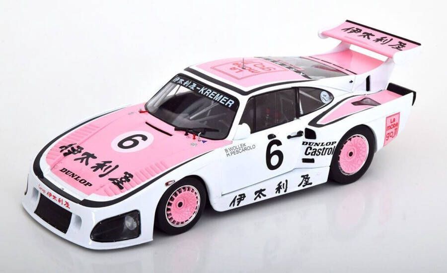 Solido Het 1:18 gegoten model van de Porsche 935K3 Team Porsche Kremer Racing #6 winnaar van de 1000 km Suzuki van 1981. De chauffeurs waren B. Wollek en H. Pescarolo De fabrikant van het schaalmodel is . Dit model is alleen online