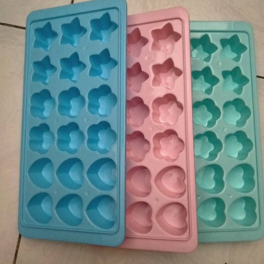 SOROH Ijsblokjes maker met deksel Ice Cube Mould Hot Summer met deksel Ruimtebesparend stapelbaar