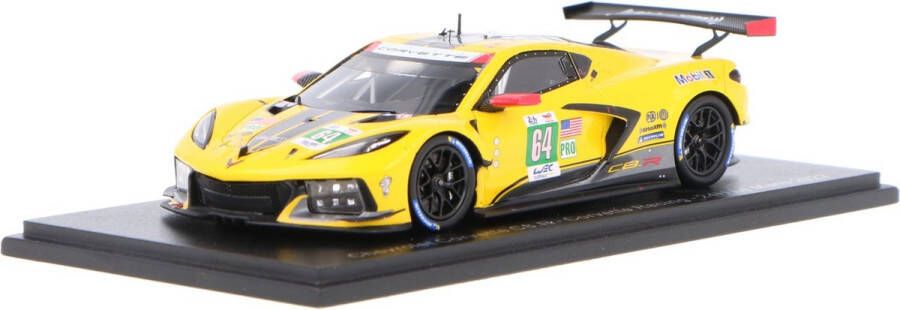 Spark De 1:43 Diecast Modelauto van de Corvette C8.R 5.5L V8 Team Corvette Racing #64 van de 24H LeMans van 2022. De rijders waren T. Milner N. Tandy en A. Sims. De fabrikant van het schaalmodel is . Dit model is alleen online verkri