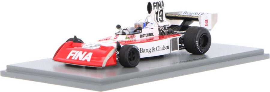 Spark Het 1:43 gegoten model van de Surtees TS16 #19 van de Duitse GP van 1974. De rijder was J. Mass. De fabrikant van het schaalmodel is . Dit model is alleen online verkrijgbaar
