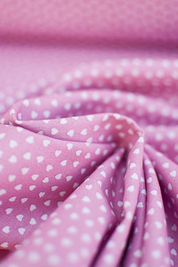 Stoffenboetiek Katoen roze met kleine witte hartjes 1 meter modestoffen voor naaien stoffen