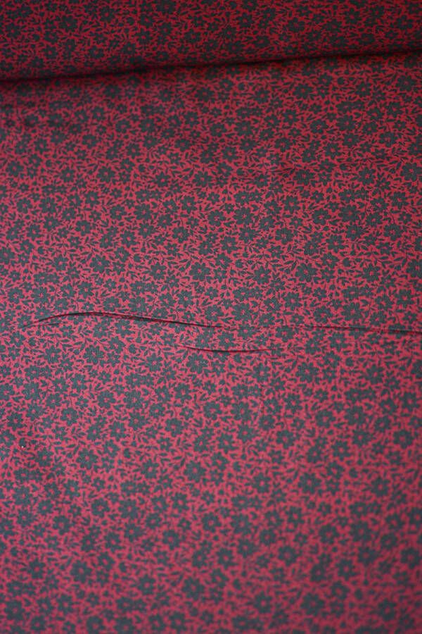 Stoffenboetiek Viscose donkerpaars met kleine zwarte bloemetjes 1 meter modestoffen voor naaien stoffen