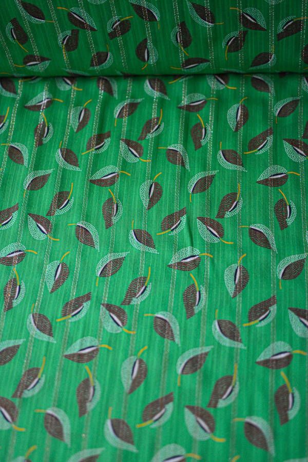 Stoffenboetiek Viscose groen met blaadjes en glitterdraadje 1 meter modestoffen voor naaien stoffen