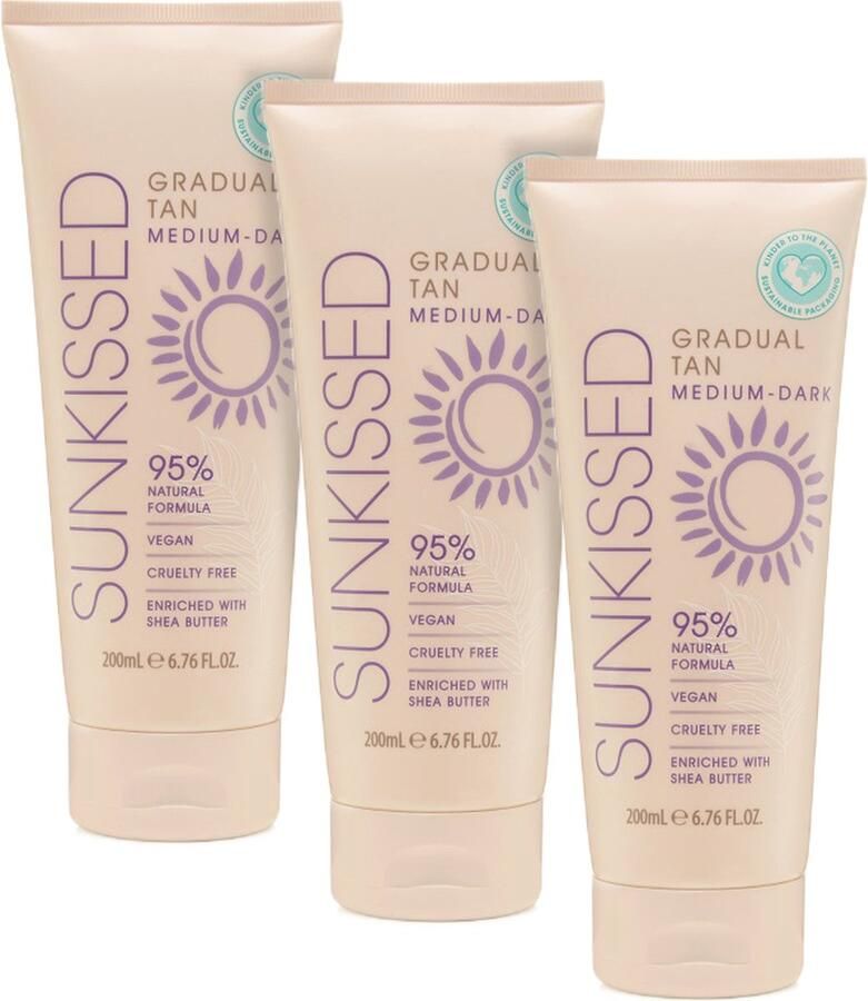 Sun Kissed Sunkissed Gradual Tan Zelfbruiner Medium tot Donkere Huid Stralende huid 3 x 200 ml Voordeelverpakking