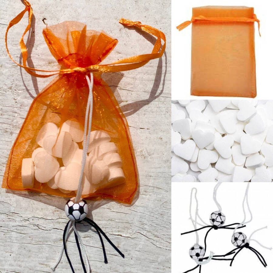 Sweet-One 10 Organza zakjes oranje met gelukspoppetje voetbal en 15 hartvormige mini pepermuntjes EK WK oranje voetbal traktatie organza zakje give-away