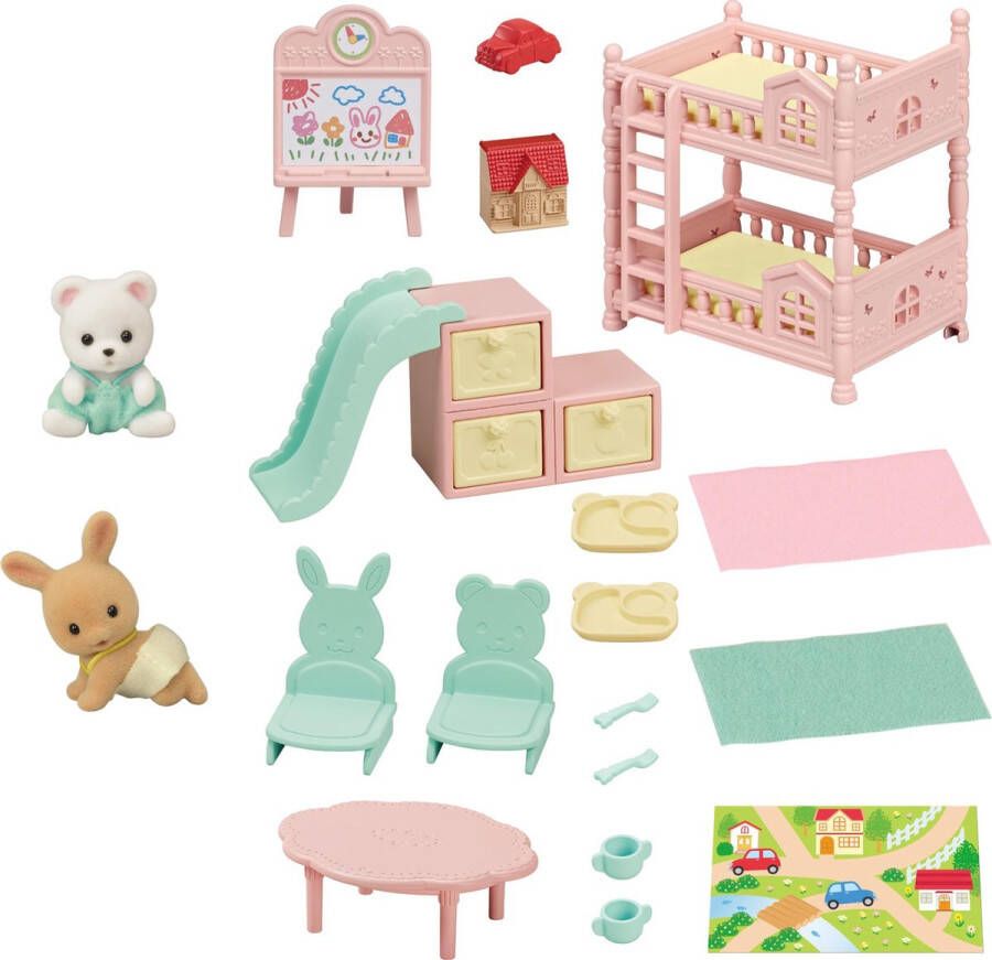 Sylvanian Families 5397 speelkamer met baby s- speelfigurenset- 1 sunny rabbit baby- 1 polar bear baby