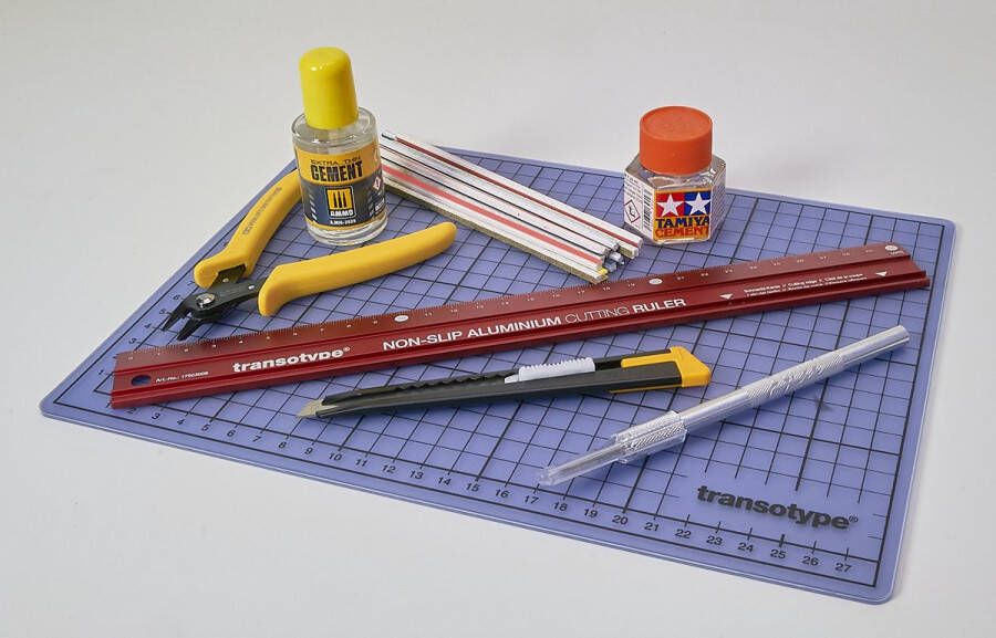 Tamiya en meer Modelbouw Startset A4 Snijmat Side Cutter Lineaal Puntmes Breekmes 2x Lijm Schuurvijltjes