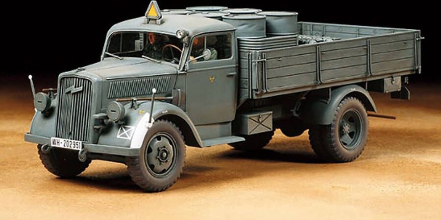 Tamiya German 3Ton 4x2 Cargo Truck + Ammo by Mig lijm