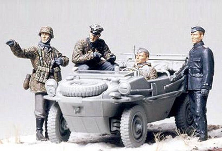 Tamiya German Pz Div Front Line Recon Schwimmwagen Figure Set