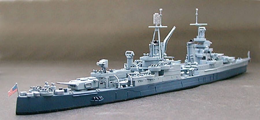 Tamiya U.S. Heavy Cruiser CA-35 Indianapolis + Ammo by Mig lijm