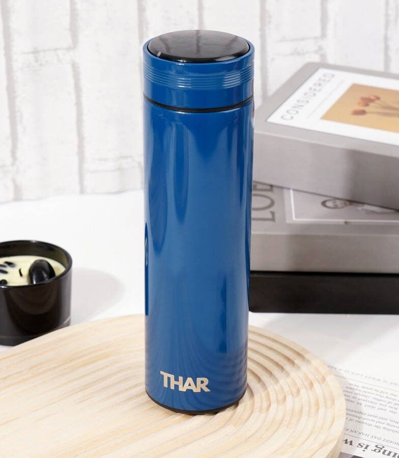 THAR Slimme Thermosfles – Blauw – 0 5 Liter – LCD temperatuur Display – Dubbelwandige Thermosfles – Thermosbeker – Koffiebeker – Isoleerfles – Drinkflessen – Travel Mug RVS
