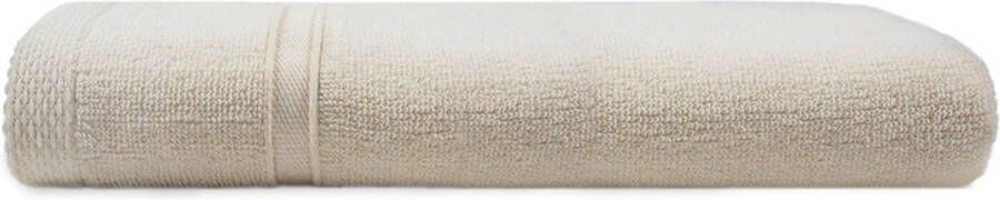 The One towelling Recycled Classic badlaken 70 x 140 cm 450 gr m² Milky Beige 70% recycled katoen 30% recycled polyester T1-R70