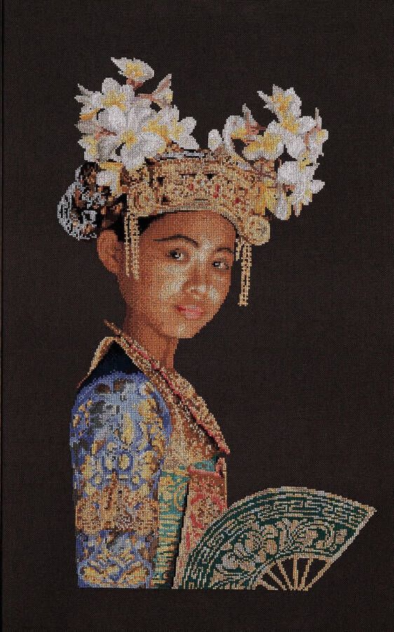 Thea Gouverneur Borduurpakket met telpatroon 948 Voorgesorteerde DMC Garens Balinese Danser (bruin) Jobelan 60 cm x 90 cm