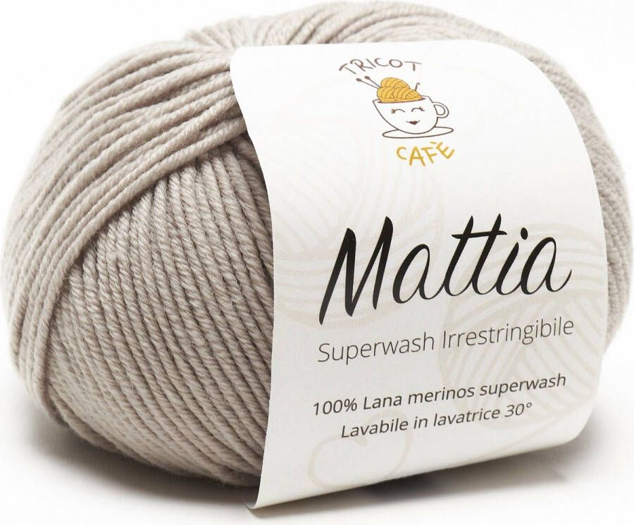 Tricot Cafè Tricot Café Mattia zachte bol garen Zuiver Merino Extra fijn garen Ideaal voor pasgeborenen Breiwol: 3 50 4 00 50 gr Beige 411