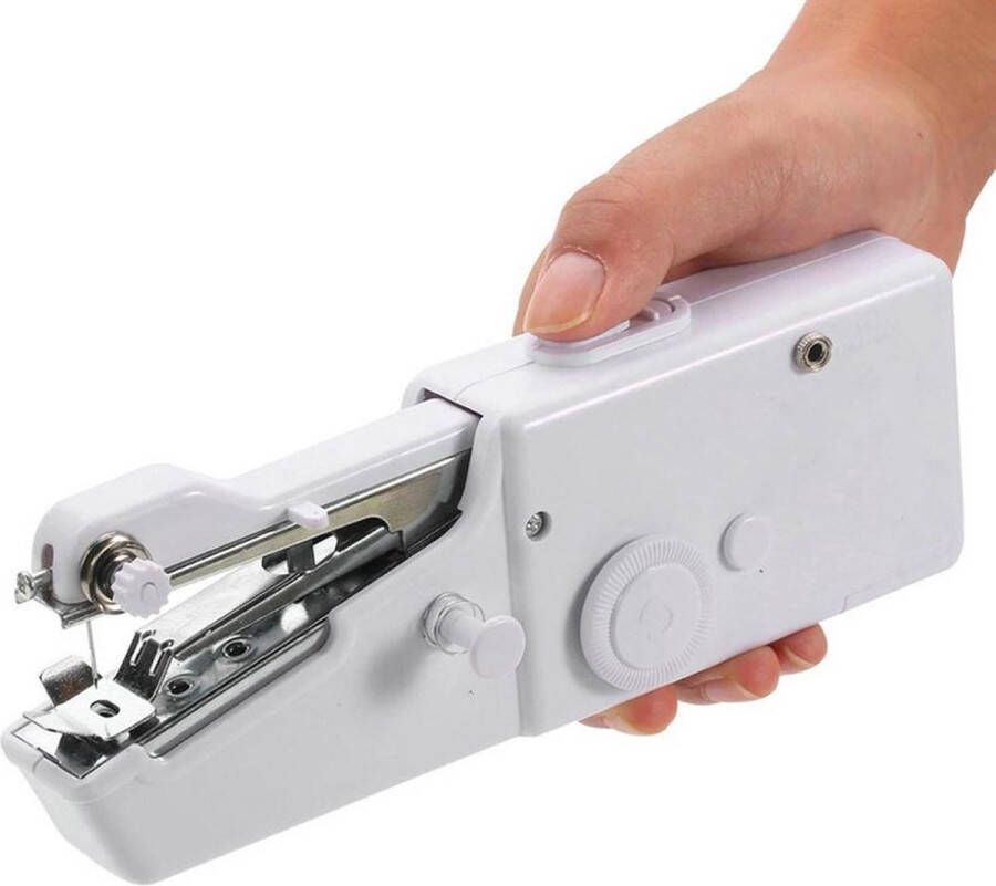 Versteeg Handnaaimachine 3 Spoelen en Garen En Assecoires Mini handnaaimachine Draadloos Elektrisch Of Op Batterijen
