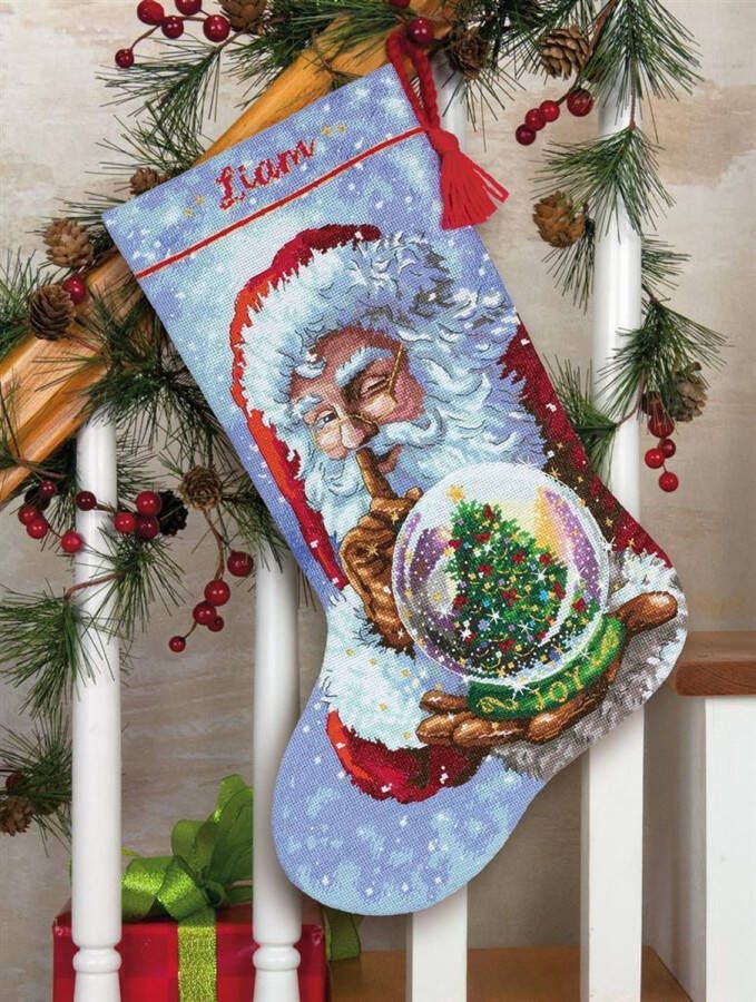 Vervaco Dimensions Santa's Snow Globe Stocking borduren (pakket)