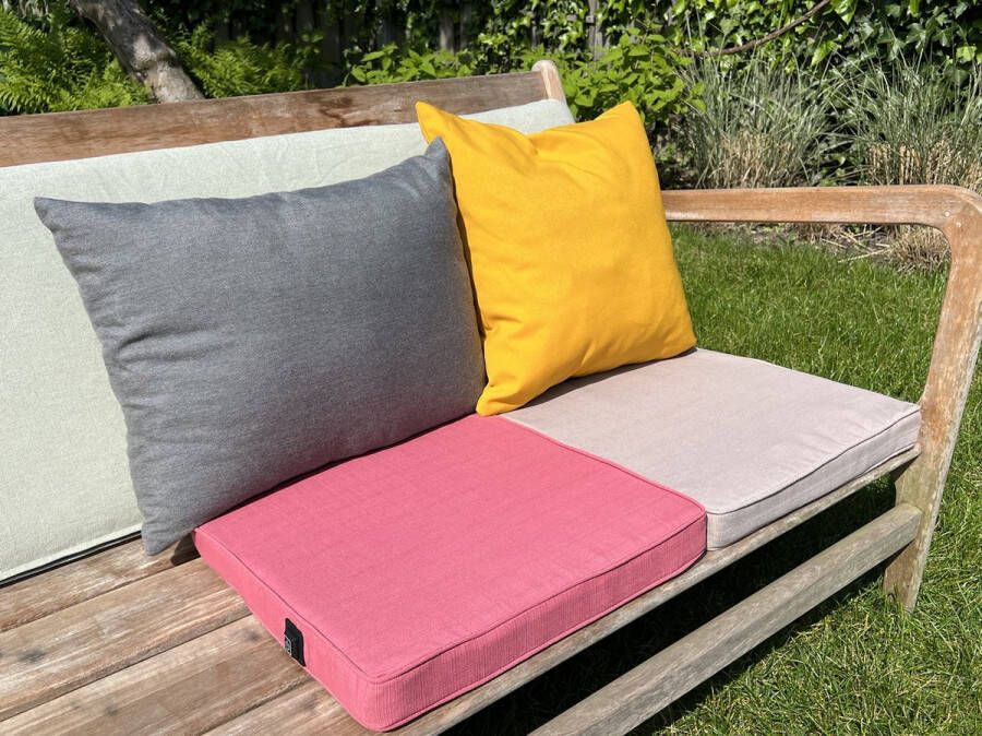 Warmpi Outdoor Verwarmd Zitkussen incl Powerbank (10.000mah) Roze Waterafstotend en UV-bestendig 3 warmtestanden 5cm foam voor optimaal comfort roze- Voor buiten en binnen Afmeting 40x40 cm