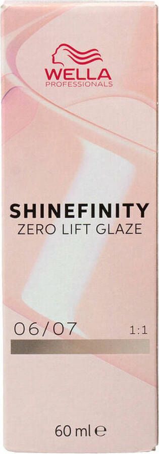 Wella Permanente kleur Shinefinity Nº 06 07 (60 ml)