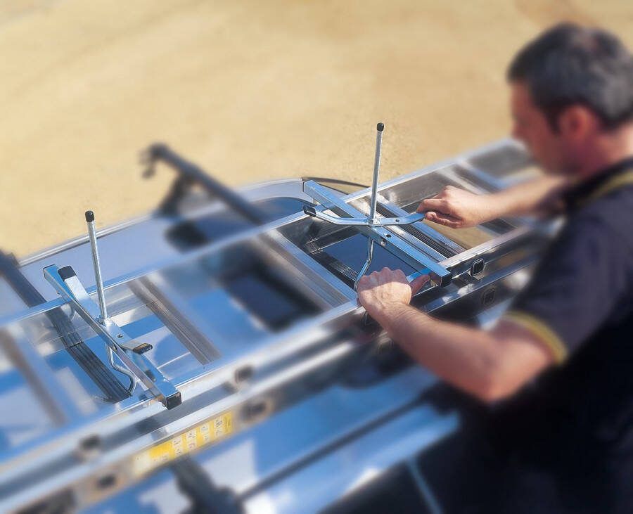 Werner Ladder transportklem set van 2 universele ladderklem ladder vastzetten op het dak