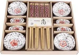 Winkrs | Sushi set voor 4 personen Keramiek Japans servies; kommetjes bamboe eetstokjes en stokjeshouders