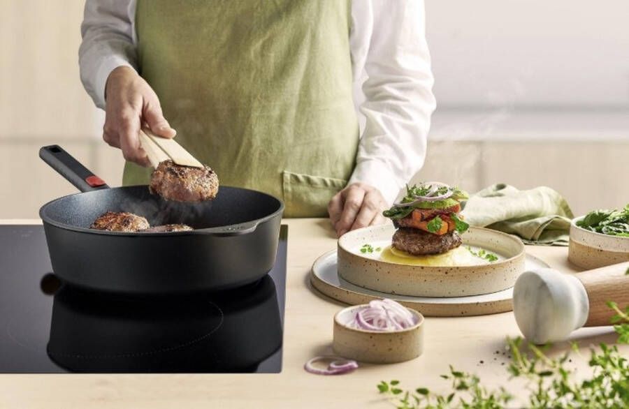 Woll Hapjespan. Ø 24 cm 2.5 L Gerecycled Aluminium QXR Non Stick Inductie EcoLogic QXR