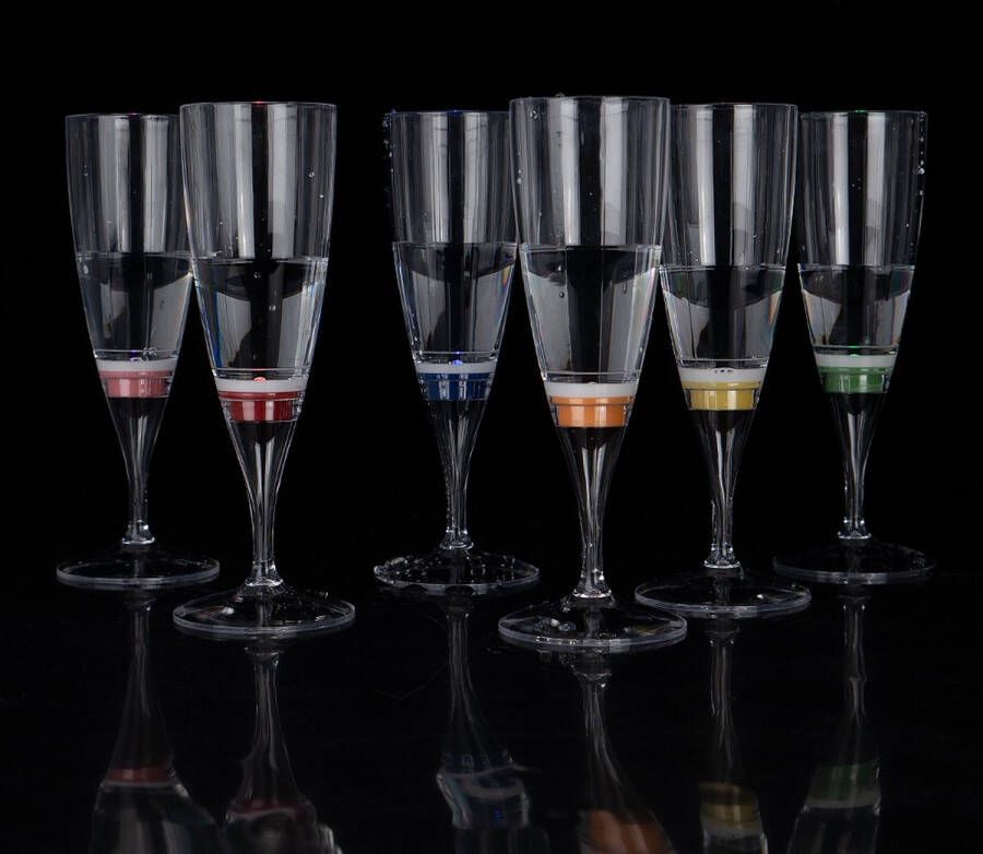 ZEZ LED Verlichte Champagneglazen Lichtgevende Glazen Glow In The Dark Glazen Kerstdecoratie Set van 6