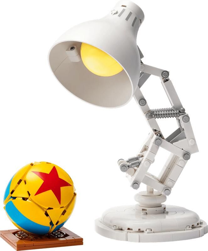 LEGO IDEAS Disney Pixar Luxo Jr. Displaymodel 21357