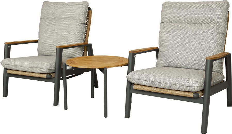Qopps 2 Yvori loungestoelen met Chiva koffietafel