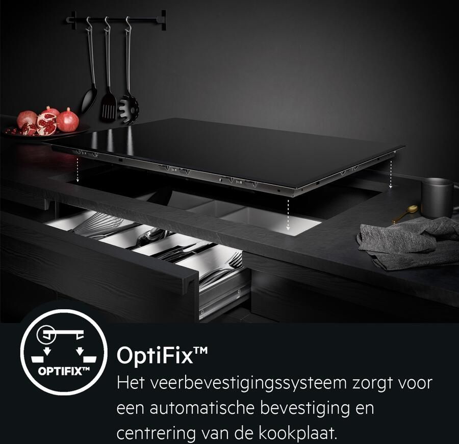 AEG IKE74440CB Inductie inbouwkookplaat 2 fasen snoer zonder stekker