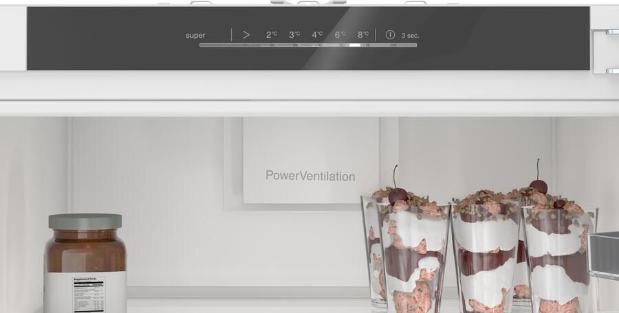 Bosch KIR81VFE0 Inbouw koelkast Vlakscharnier 178 cm Deur op deur