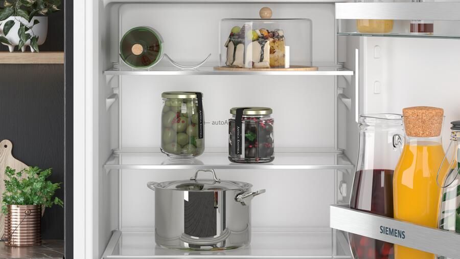 Siemens KI32LVFE0 combi-koelkast Ingebouwd 147 l E