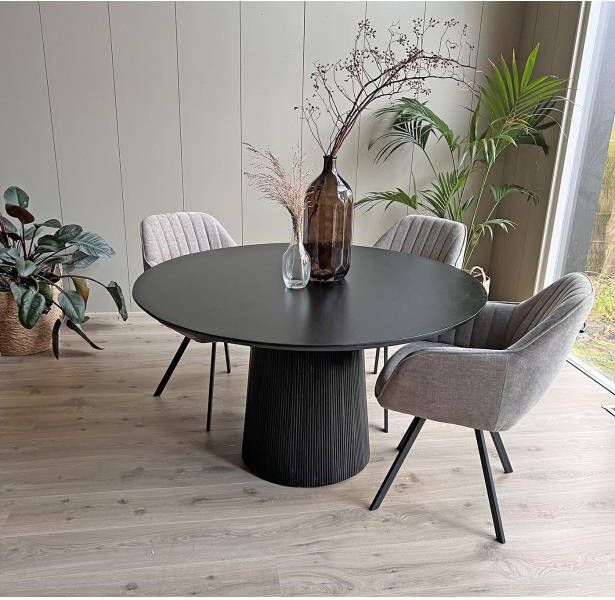Old Inn Wonen Old Inn Eetkamertafel Rome Zwart 130cm