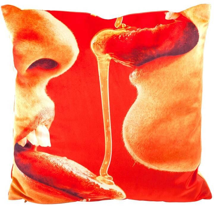 Seletti Toiletpaper kussen 50x50 Honey
