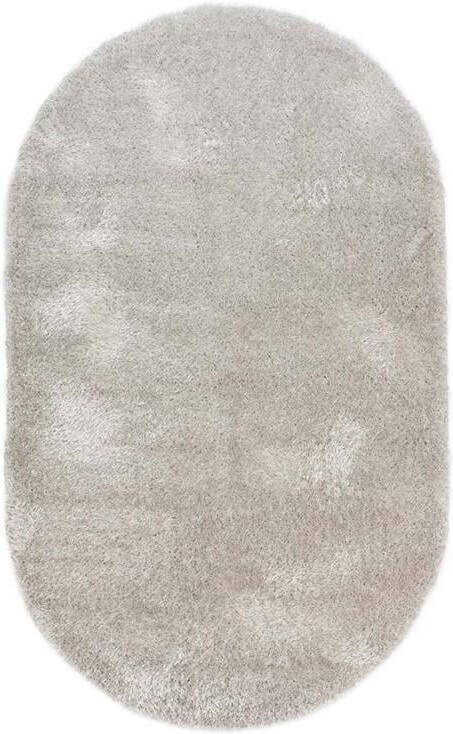 Tapeso Ovaal hoogpolig vloerkleed velvet Posh lichtzilver 200x300