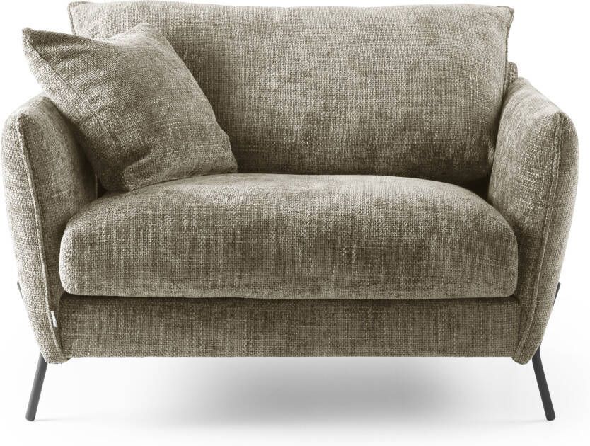 Novara loveseat