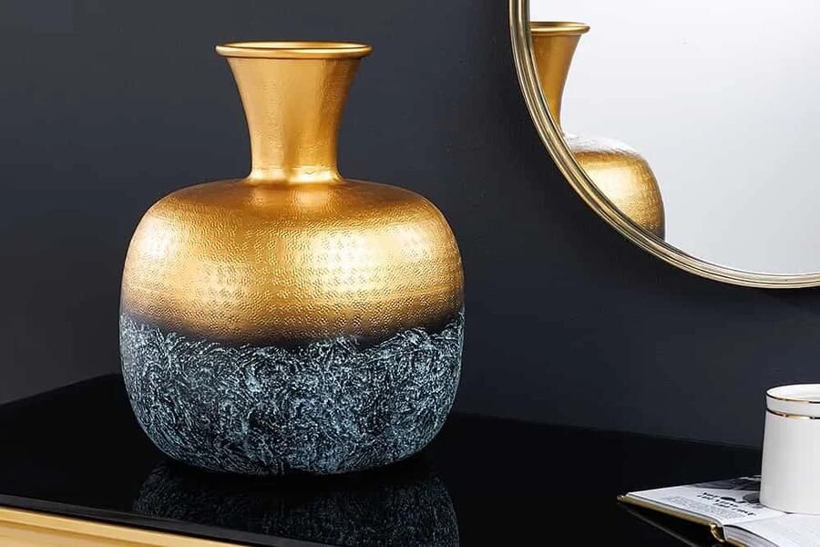 Invicta Interior Handgemaakte decoratieve vaas ABSTRACT ORIENT 40cm goud rond metaal patina 43511