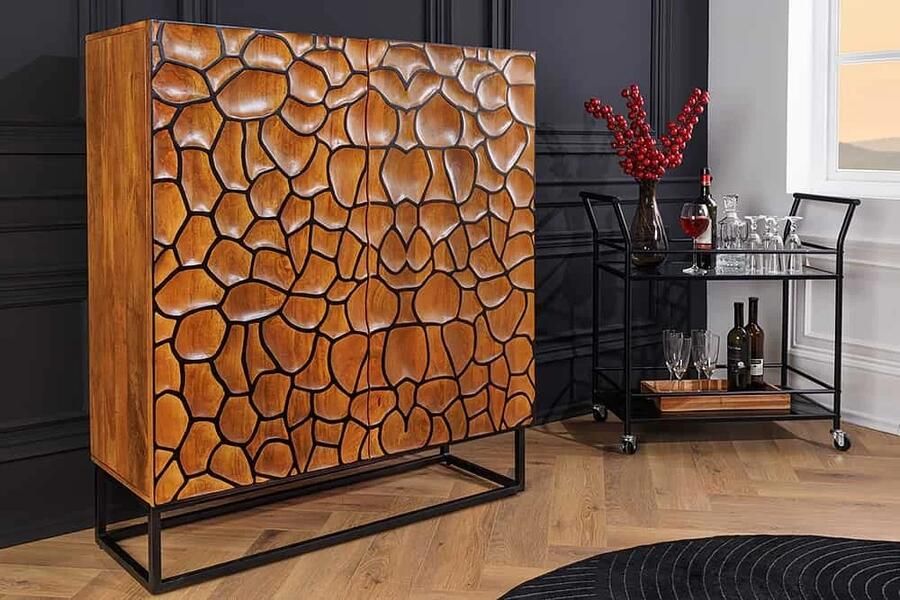 Invicta Interior Massief houten highboard VULCANO 120cm bruin mangohout met 3D houtsnijwerk handgemaakt metalen frame zwart 44650