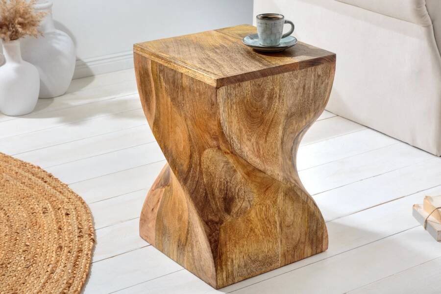 Invicta Interior Massieve kruk TWIST 45cm natuurlijke mangohouten handgemaakte bijzettafel 43849