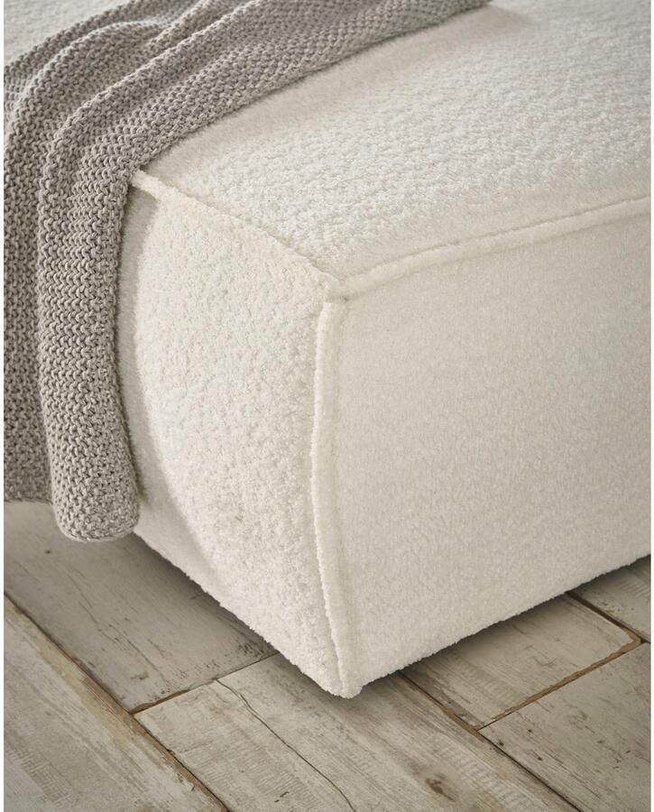 OTTO Hocker FINNLEY Gestoffeerde hocker in Bouclé structuur fijn u. Mega Cord beschikbaar