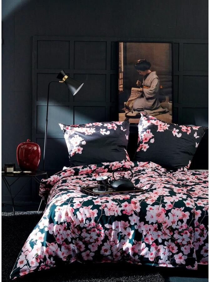 APELT Overtrekset Blossom ingenieus geschilderde kersenbloesemtakken een modieus statement (2-delig)