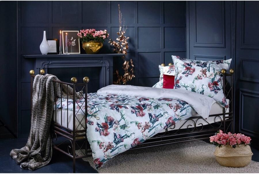 APELT Tweezijdig te gebruiken overtrekset Vivienne Design dekbedovertrek met bloemen allover de trendbloem amaryllis (2-delig)