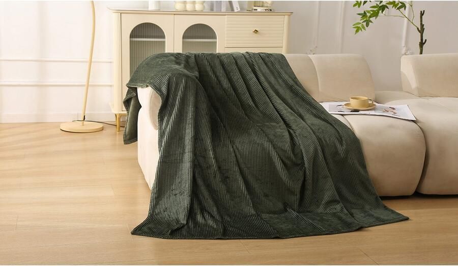 Bruno Banani Deken Shakira Knuffeldeken met reliëfdruk 150x200 cm