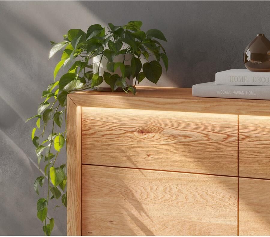 Home affaire Kast Léopoldine Commode van kernbeuken incl. LED-verlichting