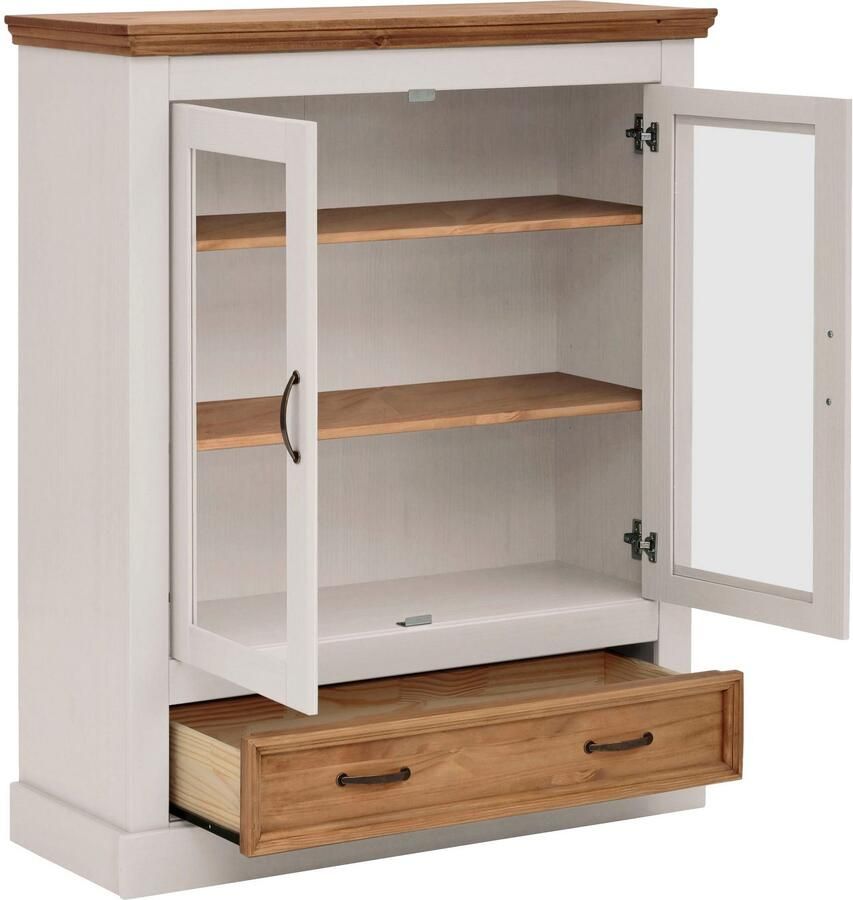 Home affaire Vitrinekast Selma Highboard gemaakt van massief grenen met metalen handgrepen in een antieke look