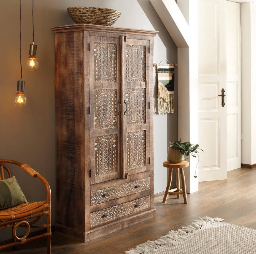 Home affaire Kledingkast Maneesh van massief mangohout en met vele opbergmogelijkheden hoogte 190 cm