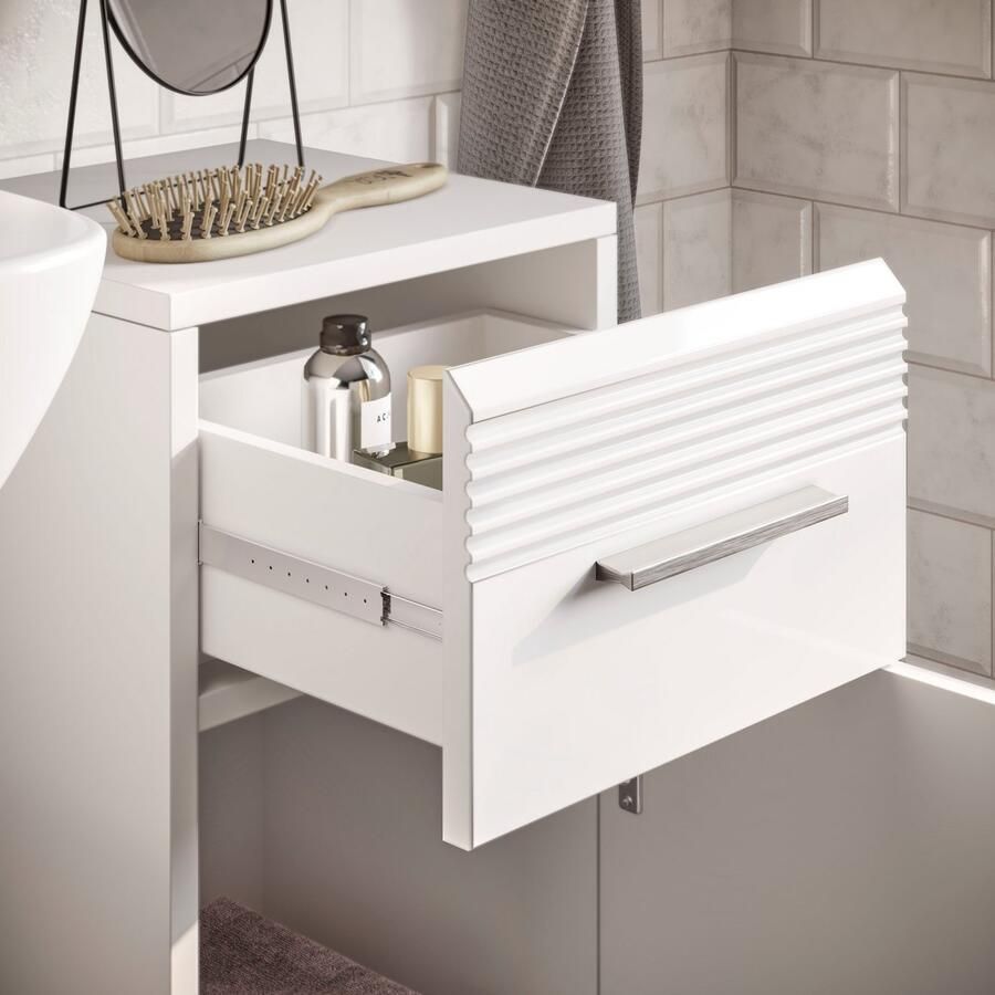 INOSIGN Badkamerserie Malmö 5 delig inclusief LED verlichting bestaande uit: (set 5-delig)